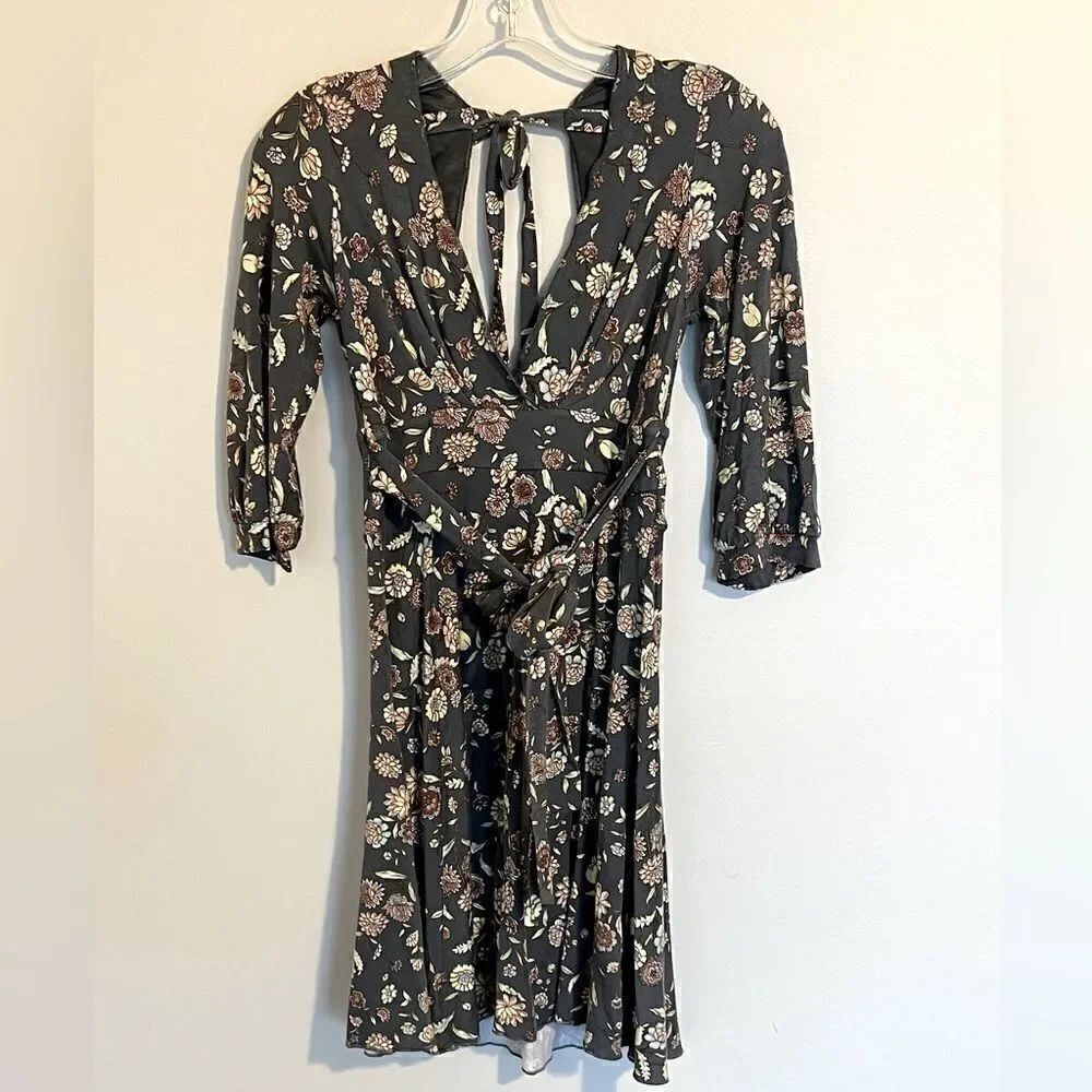 Free People gray floral paisley print open back dress